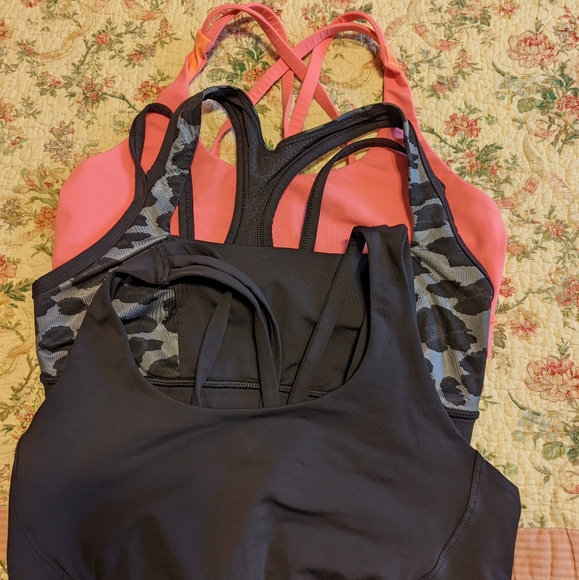 Lululemon 3 bras, excellent condition